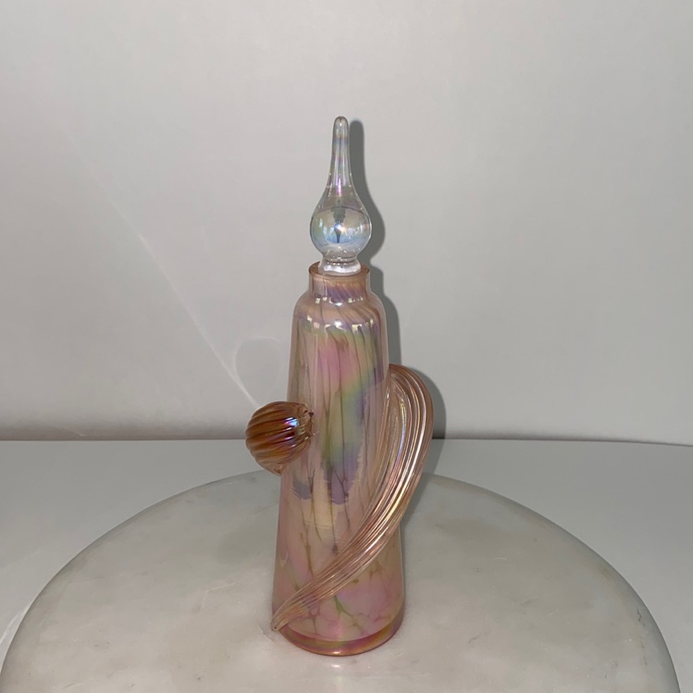 Vintage Pink Art Glass Perfume Bottle With Teardrop Stopper